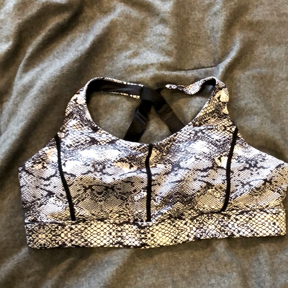 ZYIA Cobra Metallic Adjustable Light n Tight Bra Large